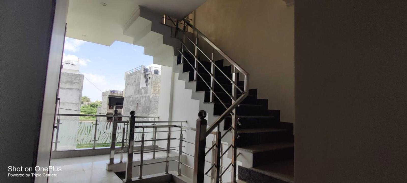 Blessing'S Home Stay 4 Bedroom Luxury Villa Lucknow Buitenkant foto