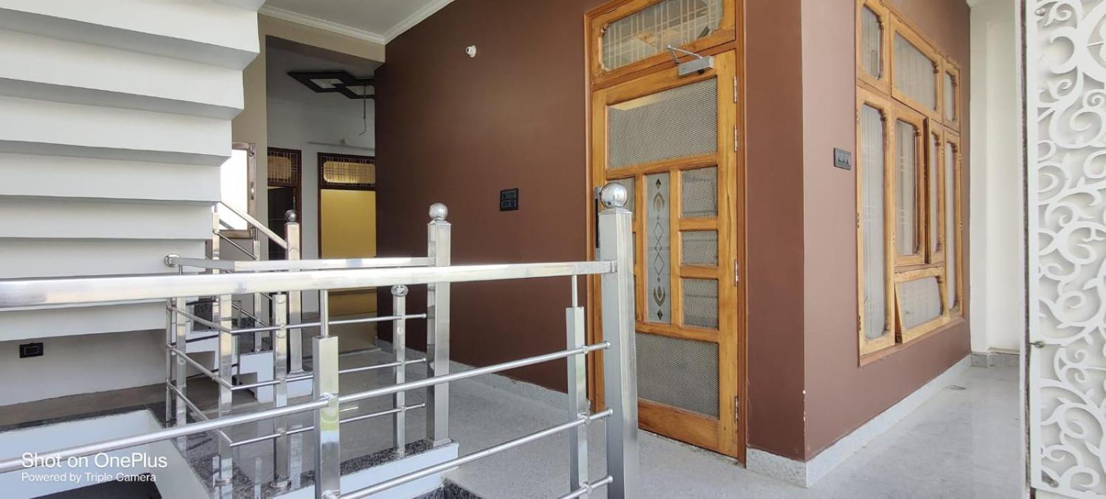 Blessing'S Home Stay 4 Bedroom Luxury Villa Lucknow Buitenkant foto