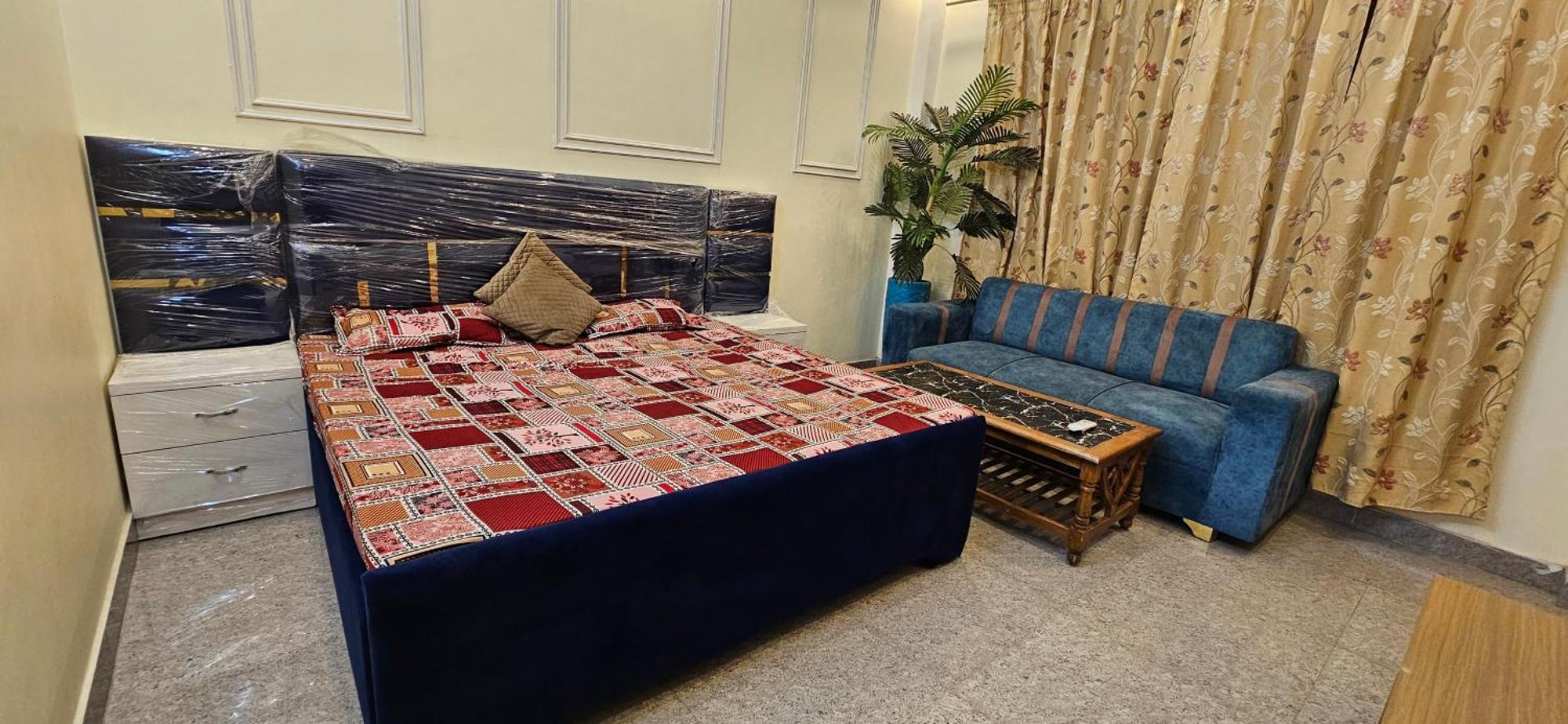 Blessing'S Home Stay 4 Bedroom Luxury Villa Lucknow Buitenkant foto